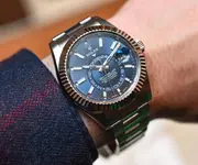Rolex-Sky-Dweller-Rolesor-aBlogtoWatch-102.webp Rolex-Sky-Dweller-Rolesor-aBlogtoWatch-102.webp