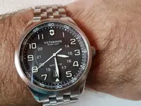 Victorinox Swiss Army AirBoss Mechanical #241508 (1).webp