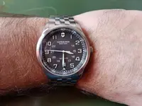 Victorinox Swiss Army AirBoss Mechanical #241508 (2).webp