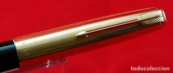 07 PARKER 51 NEGRA 02.webp