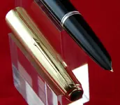 07 PARKER 51 NEGRA 04.webp