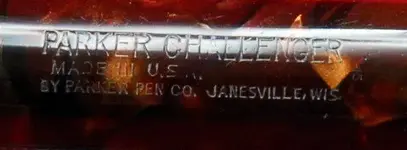 05 CHALLENGER BURDEOS 06.webp