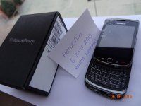 Blackberry Torch 9800 2.jpg