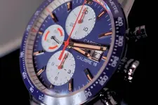 2018-TAG-Heuer-Carrera-Calibre-16-Black-and-Blue-3.webp