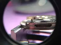 Cyma detalle tornillo.webp