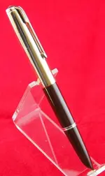 03 PARKER 51 DEMI MARRON 04.webp