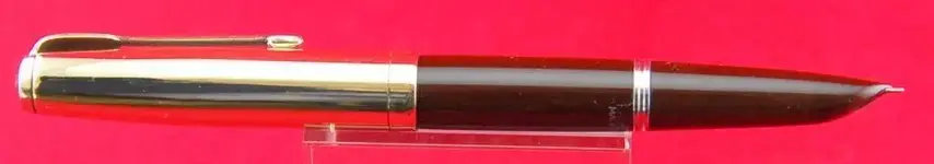 03 PARKER 51 DEMI MARRON 06.webp