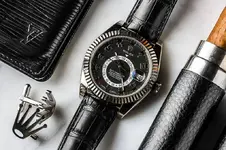 Sky-Dweller-White-Gold-1.webp