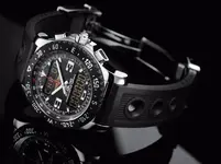 breitling-raven-airwolf-raven-01.webp
