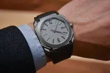 Bulgari-Octo-LOriginale-SoloTempo-Titanium-1.webp