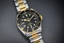 Tudor-Heritage-Black-Bay-Steel-and-Gold-M79733N-5.webp