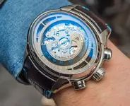 Hamilton-Jazzmaster-Face-2-Face-II-Limited-Edition-2016-aBlogtoWatch-12.webp