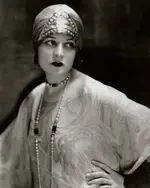 c9da97c2fc6c01f2f1817f5295eb274d--edward-steichen-s-flapper.webp
