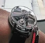 El reloj feo del dia.webp