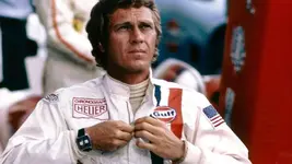 Steve-McQueen-Endorsed-Heuer-Monaco-Gulf-Special-Edition-7-930x523.webp