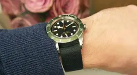 Tudor-Heritage-Black-Bay-Harrods-Green5.webp