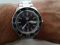 Seiko 5 Diver 100M (2).webp