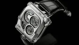 reloj-urkwerk-emc.webp