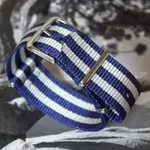 blue_white_1600.webp