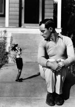 Buster-Keaton-with-Doll-2.jpg