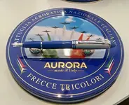 aurora tricol 2.webp