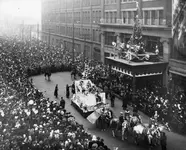 1918eatonssantaclausparade.webp