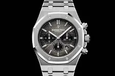 Audemars-Piguet-Royal-Oak-Chronograph-Smoked-Dial-Platinum-26332PT-SIHH-2018-3.webp