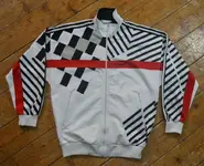 Adidas Vintage Track de Superdry Pelikan.webp