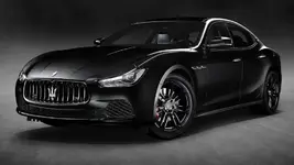 Maserati at NYIAS 2017 - Ghibli Nerissimo edition - studio w (1).webp