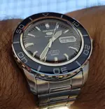 Seiko 5 SNZH53 Cal. 7S36 100M (2).webp