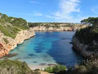 18120650 175 Caló d'es Moro, Cala s'Almunia y Cala Llombards.webp