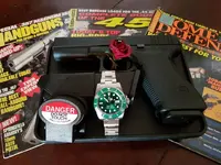 Rolex Submariner 40 mm Ref. 116610LV 'Hulk' & Glock 21 45 ACP.webp