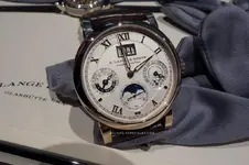 Langematic Perpetual Honeygold-0.webp