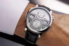 Lange-Sohne-ZEITWERK-minute-repeater-10.webp