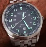 Victorinox Swiss Army AirBoss Mechanical #241508 (2).webp