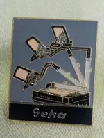 geha pin proyector.jpg