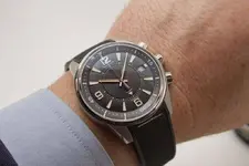 Jaeger-LeCoultre-Polaris-Memovox-1-Horas-y-Minutos.webp