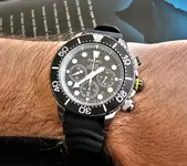 Seiko-Solar-SSC021-Diver-Chronograph-high-quality-watches.webp