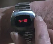 ga063-hamilton-pulsar-p2-2900-led-digital-watch-james-bond-roger-moore-2.webp