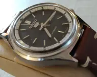 Seiko 5_Negro_Texturizada.webp