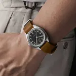 18-Revo-Rake-Hamilton-Khaki-Pilot-696x696.webp