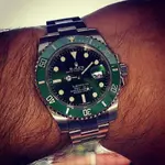 Rolex Submariner 40 mm Ref. 116610LV Aniversary Green 'Hulk' (2).webp