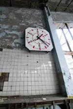 01.Swimming_pool_Pripyat_clock.webp