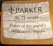 Parker linen (flag, tie, scarfs and tablecloth) colabora Brad Bonister 28_nfuente Tsachi Mits...webp