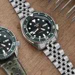 W_SS221805P2G059-S5_Seiko-5-Sports-SRPD63K1-SBSA013-Green-MT_c48c1fcf-801e-4006-b959-4f05e04a...webp