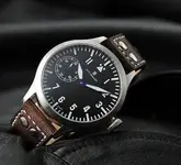 1059449d1366786539-lume-steinhart-nav-b-uhr-44-hand-winding-2.webp