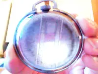 reloj radiactivo atras.webp