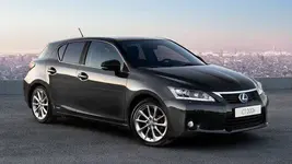 lexus-ct-200h-1.webp