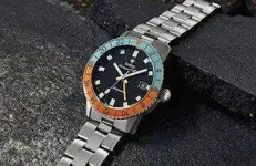 Zodiac-GMT-Watch-5.webp