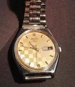 015_seiko cuadriculado.webp